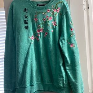Embroidered sweater fit for Japanese style clothing